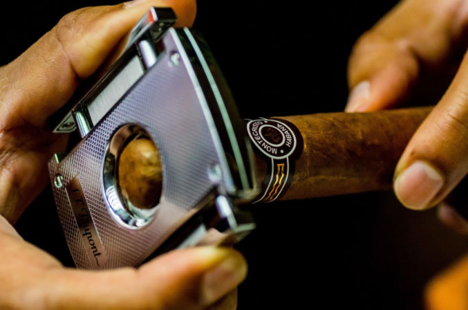 Cutting Your Cigar
